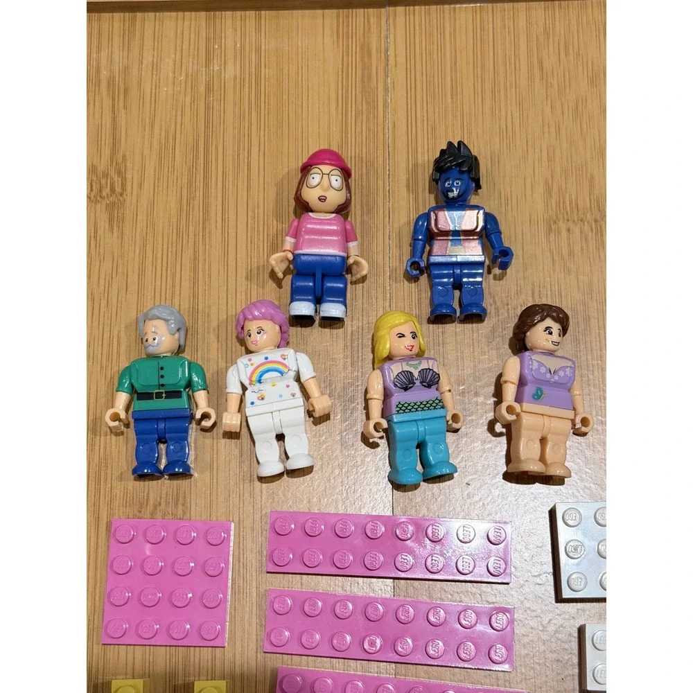 Family Guy‎ McFarlane Figures Lot - RARE Genie Peter, Meg Griffin + LEGO Bricks